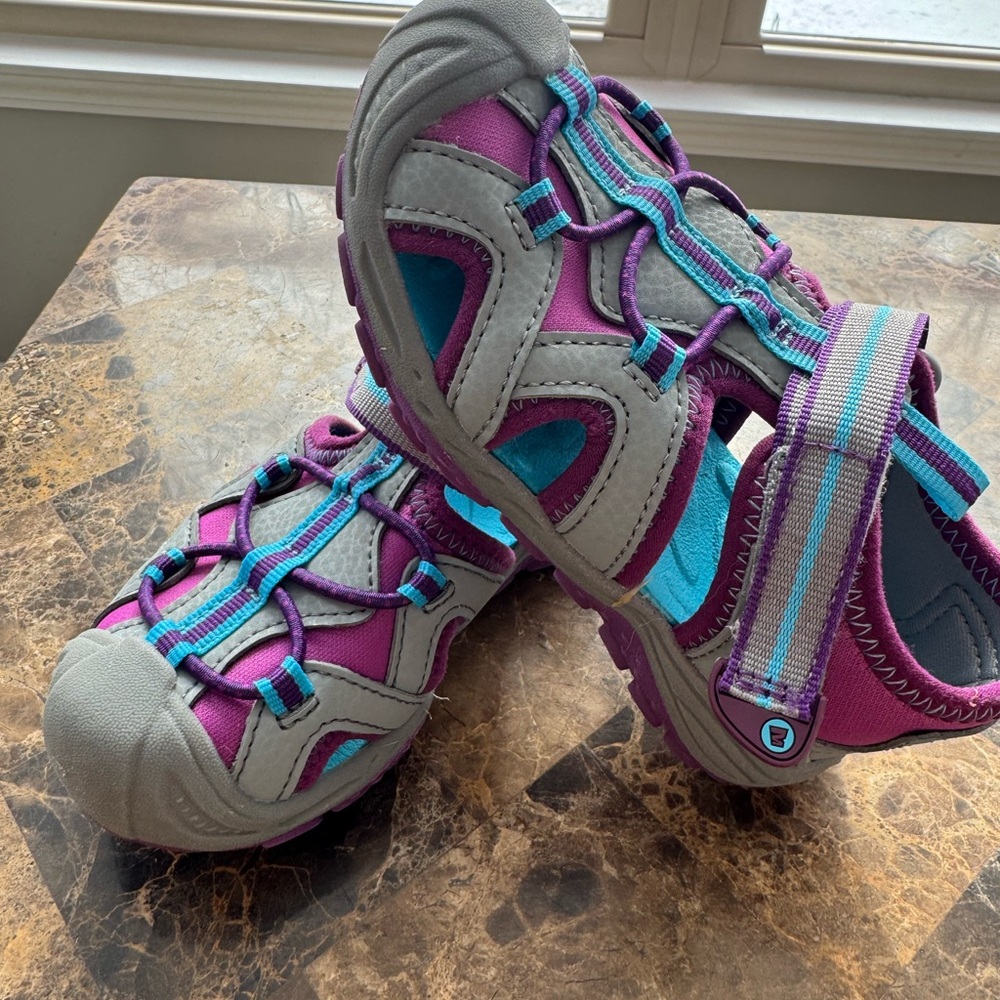 Merrell Kids Water Shoes Size 8C Gray Purple Blue – Worn Once -- Outdoor Shoes